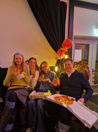 ... endlich Pizza mit dem Bürgermeisterkandidaten